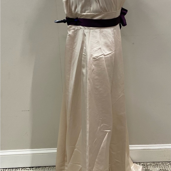 NWT 2 Be Social Dress. Size 10 - Picture 4 of 6